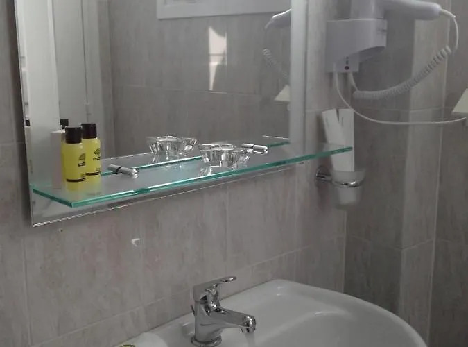 Kiklamino Sunset מלון דירות אויה