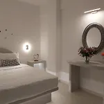 Kiklamino Sunset شقة فندقية أويا