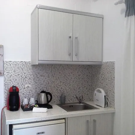 Kiklamino Sunset מלון דירות אויה