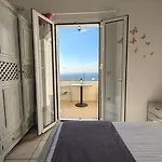Kiklamino Sunset 公寓式酒店