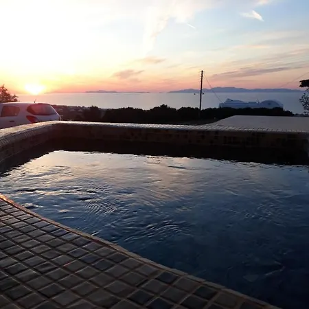 Kiklamino Sunset Lägenhetshotell