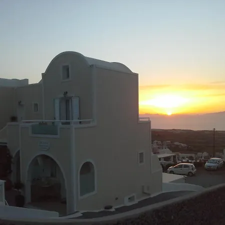 Kiklamino Sunset Lägenhetshotell 4*