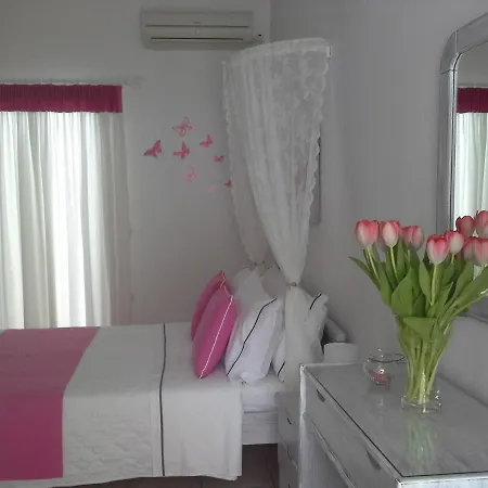 Kiklamino Sunset Lägenhetshotell