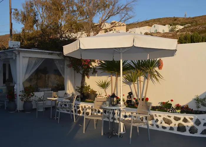 Kiklamino Sunset 4* Oia