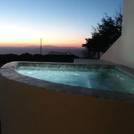 Kiklamino Sunset Lejlighedshotel