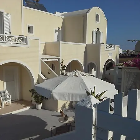 Kiklamino Sunset Aparthotel Oia (Santorini)