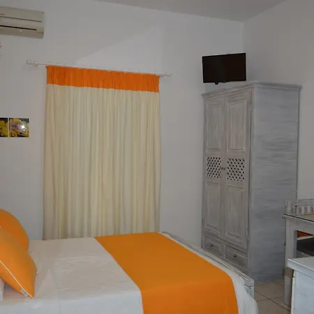 Kiklamino Sunset Ía