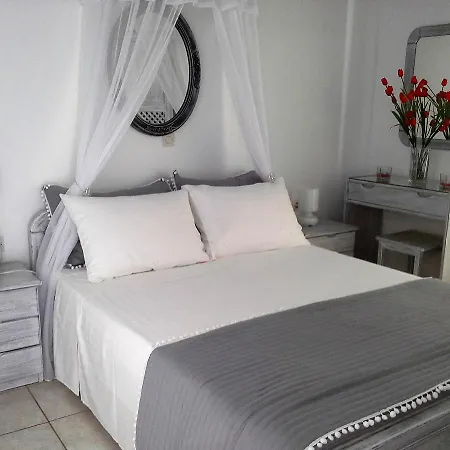 Kiklamino Sunset Apartmanhotel 4*