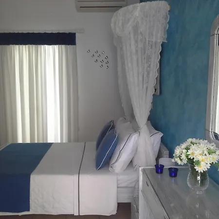 Kiklamino Sunset Apartmanhotel 4*