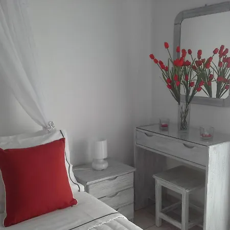 Kiklamino Sunset Apartmanhotel 4*